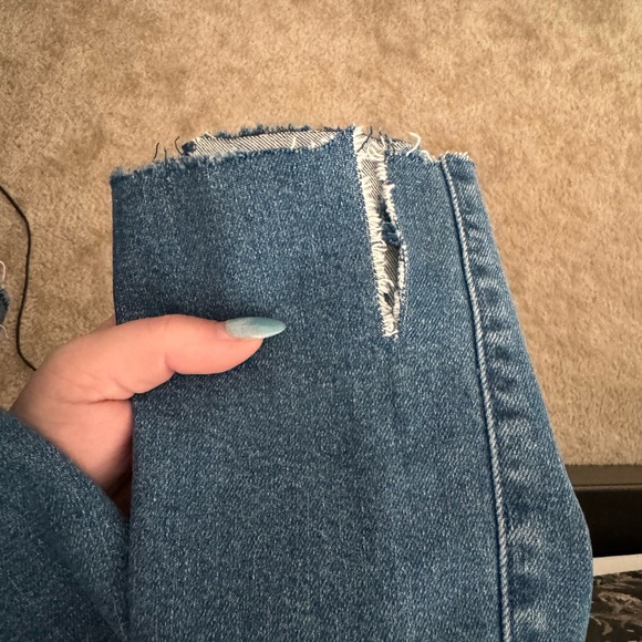 MOTHER The Rascal Ankle Chew Jeans in Learning to Hula Size: 26 - Picture 13 of 14